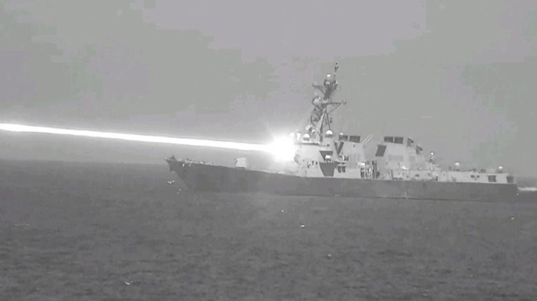 DDG88 HELIOS laser weapon fired at sea.