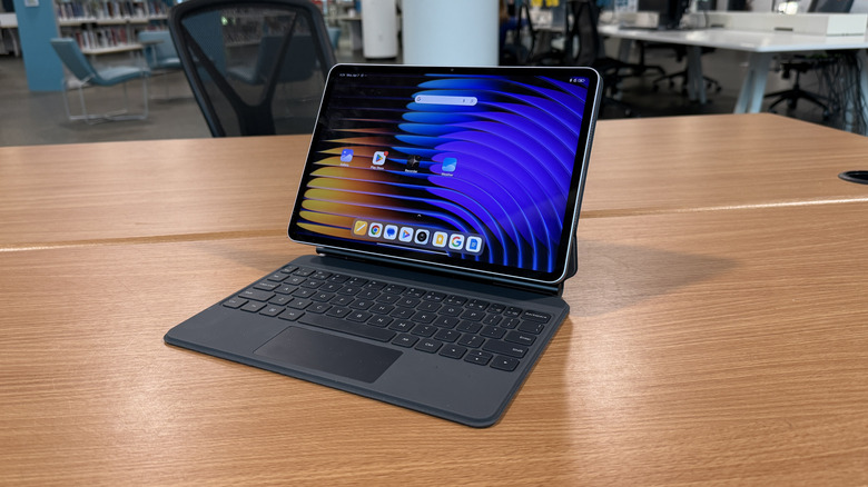 Xiaomi PAd 7 on a table