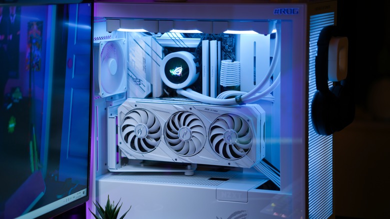 Asus gaming PC with AIO cooler