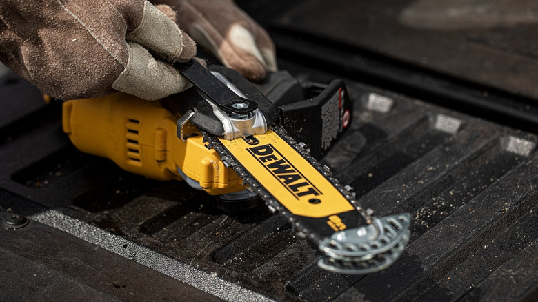 Closeup of the DeWalt 20V Max pruning chainsaw.