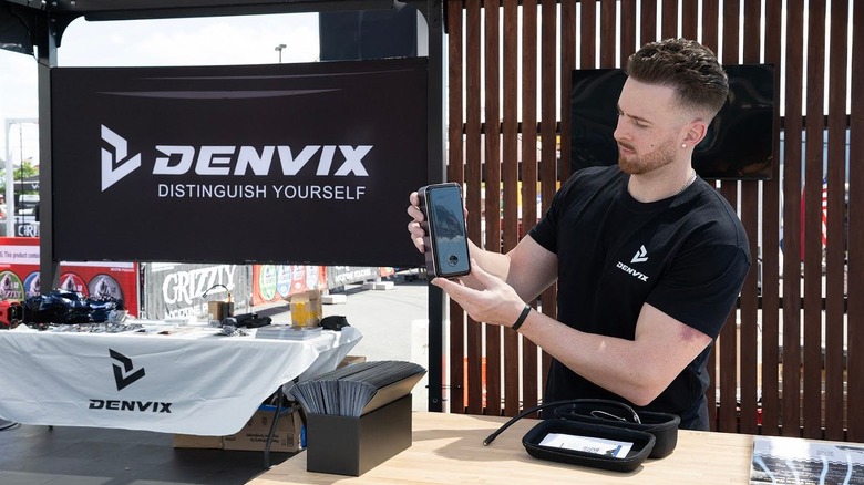 A Denvix spokesperson shows the MotorX inflator