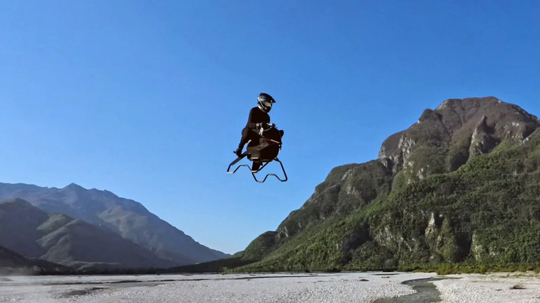 Volonaut Airbike flying