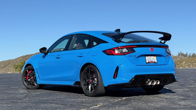Honda Civic Type R parked on Angeles Crest