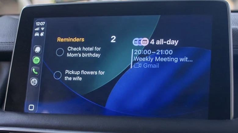 Apple CarPlay widgets