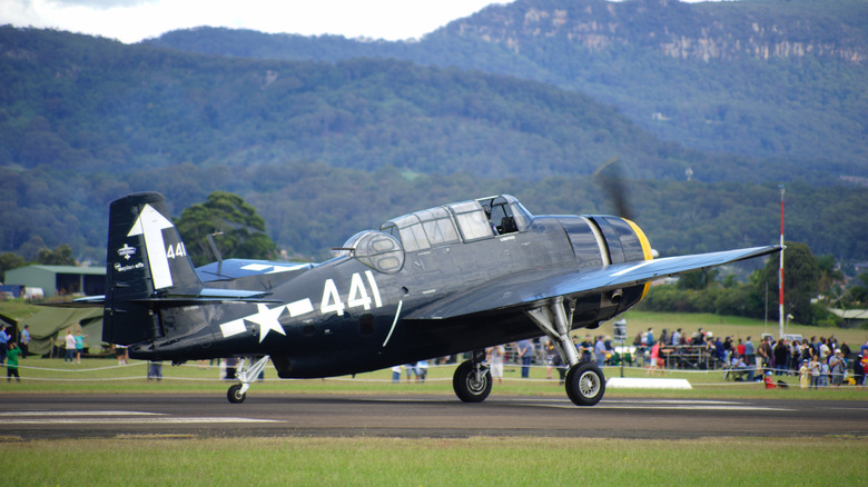 Torpedo bomber plane