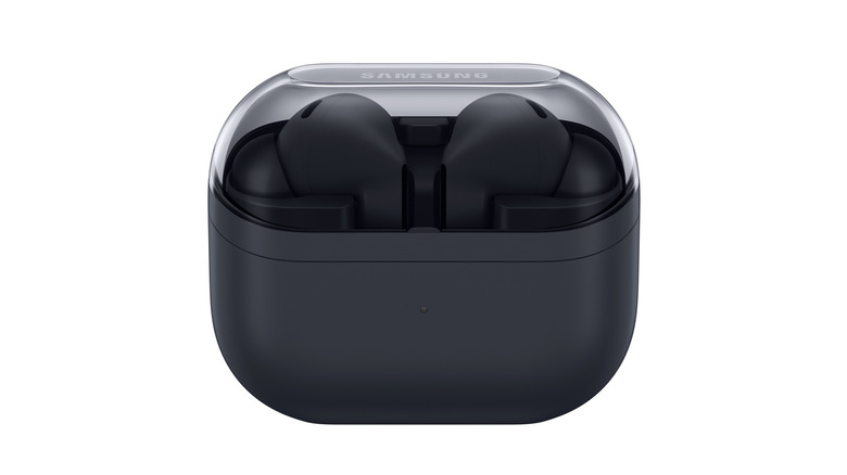 Samsung Galaxy Buds3 FE in charging case