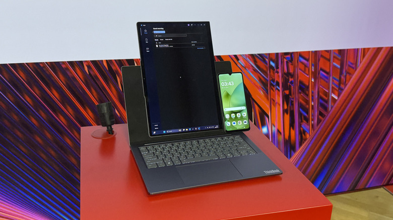 Laptop with a rotating screen