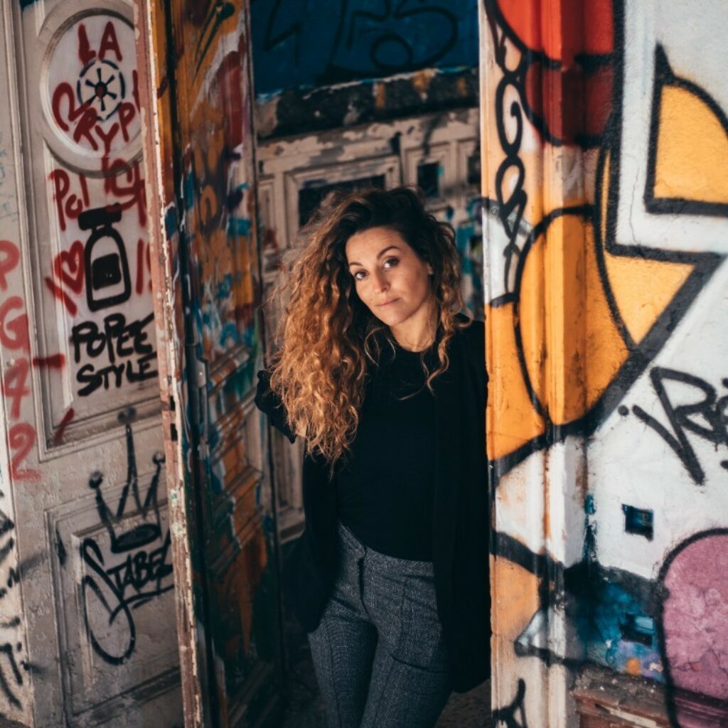 portrait laura itier