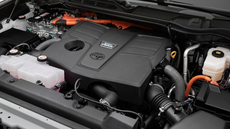 Tundra i-Force MAX engine