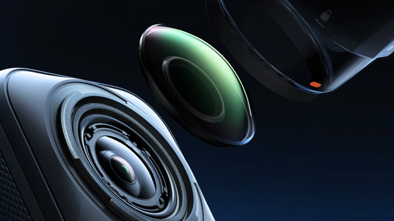 Insta360 X5's replaceable lens in front of the camera's body