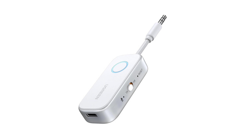UGREEN transmitter receiver on white background